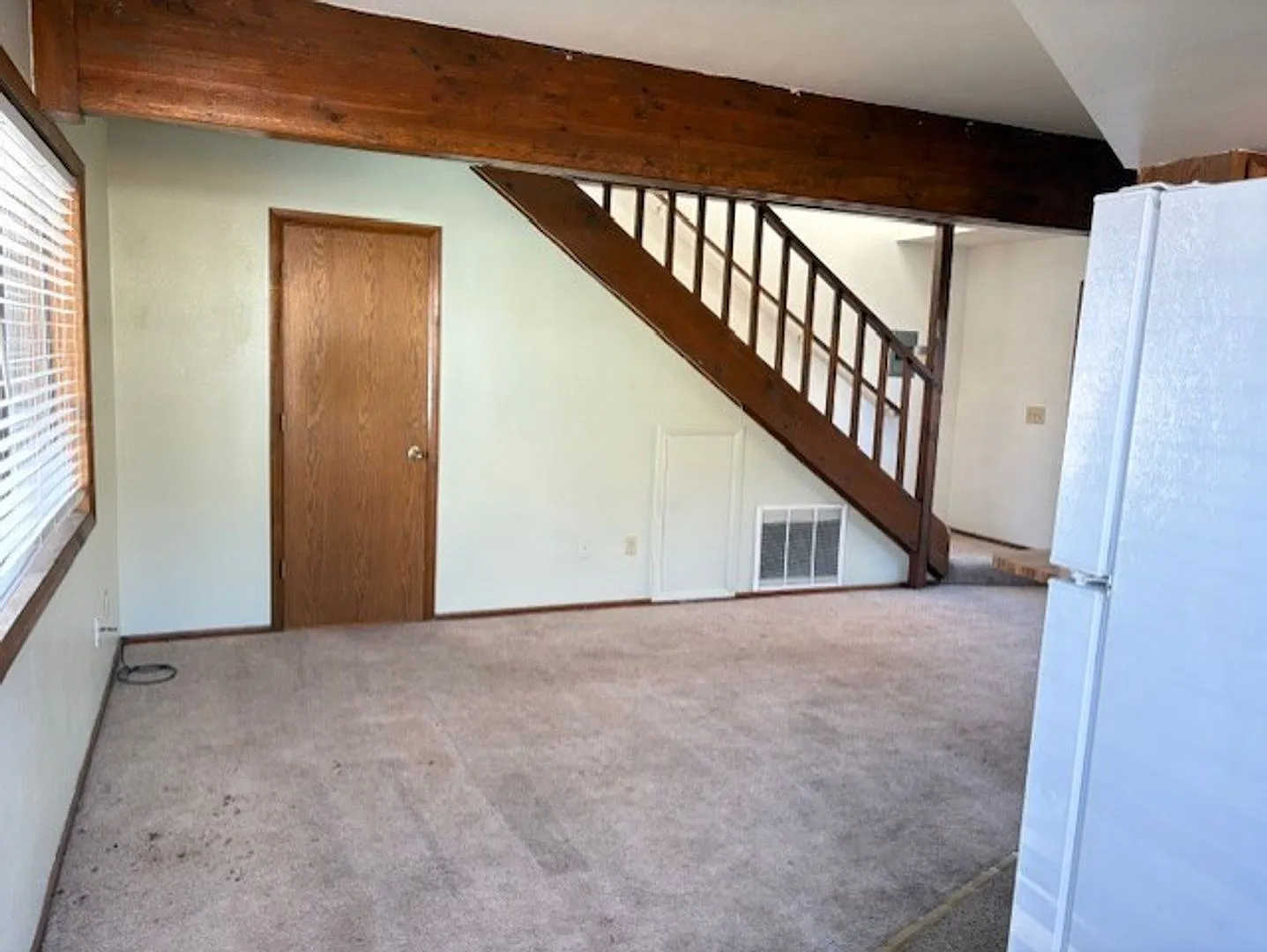 975 Wilson Avenue Unit B — Photo 4
