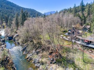 8387 Upper Applegate Rd, Jacksonville, OR 97530