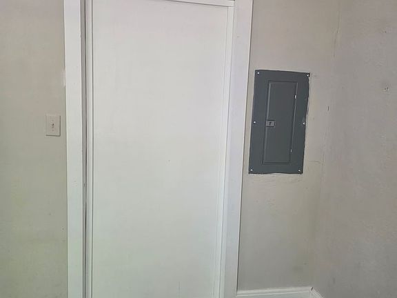 2nd image of 406 Park Ave #B