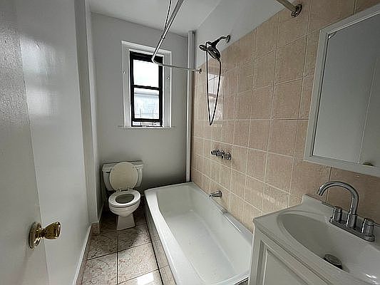 5th image of 22-17 19th St #31
