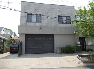 4301 162nd St, Flushing, NY 11358