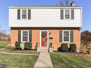 15 Creek Rd, Camp Hill, PA 17011