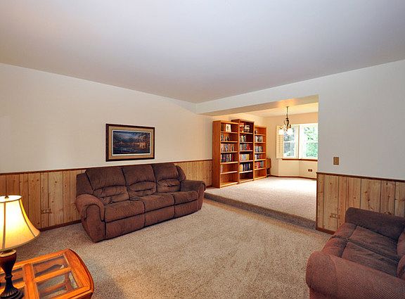 2nd image of 1301 Regent Dr