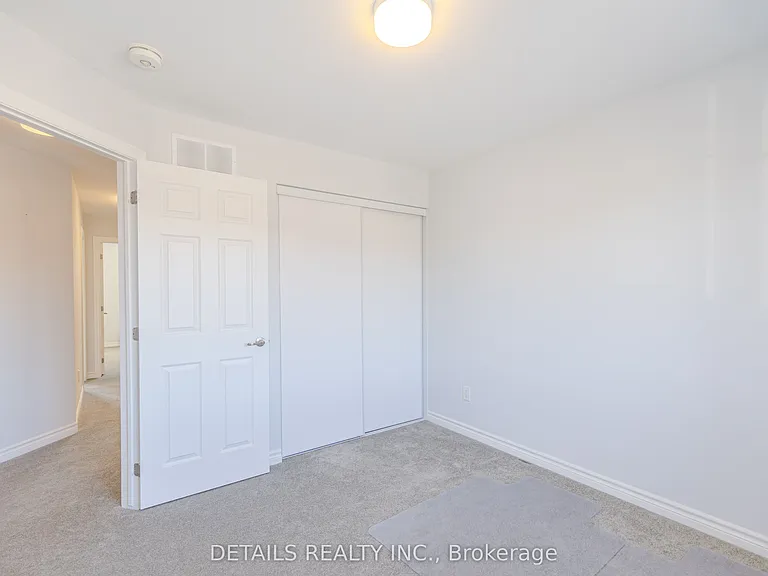 359 Crossway Ter — Photo 26