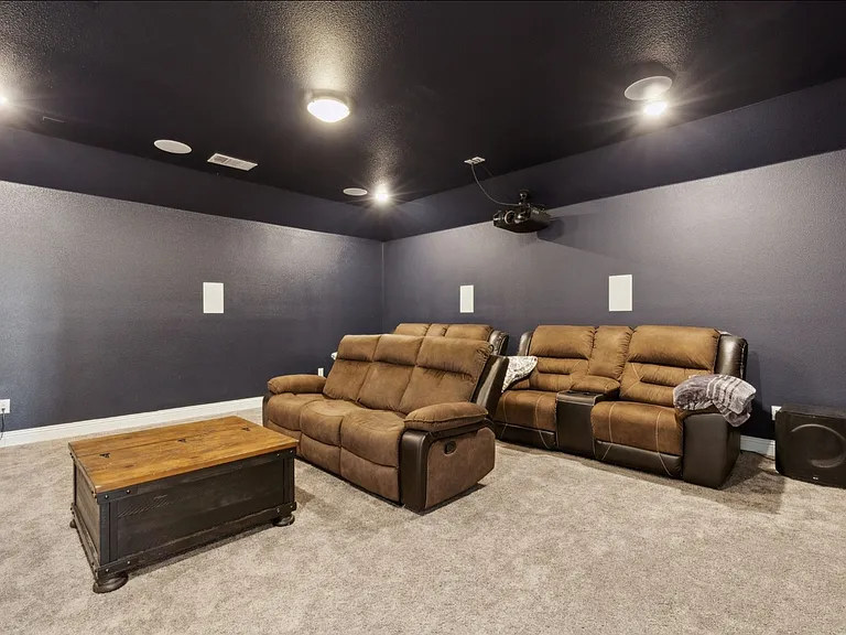 3640 Lillian Ct — Photo 15