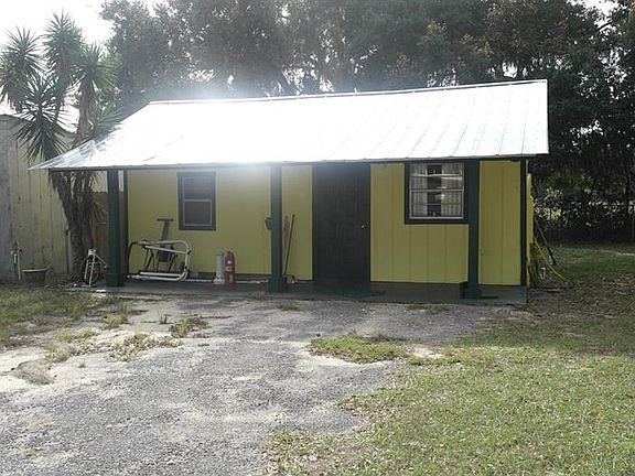 3rd image of 2707 Johnson Ave E
