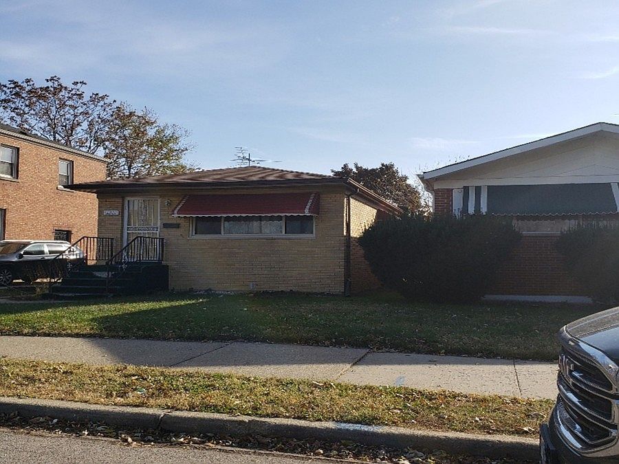 2nd image of 1411 W 115th St