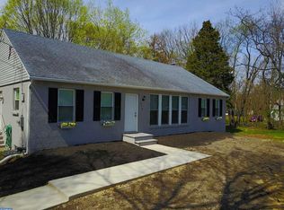 517 Sicklerville Rd, Williamstown, NJ 08094