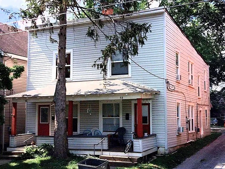 54 W Dodridge St — Photo 2