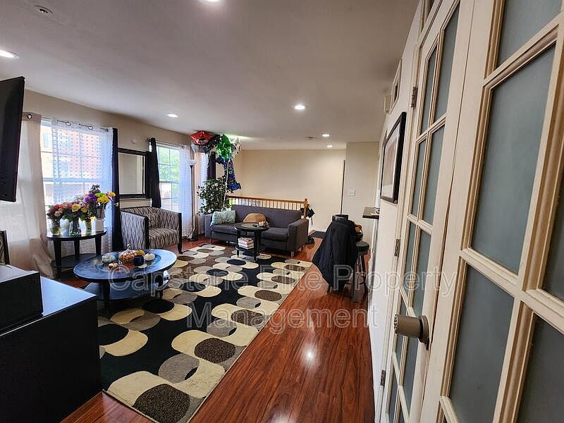 1st image of 67 Vaughan Dr #5