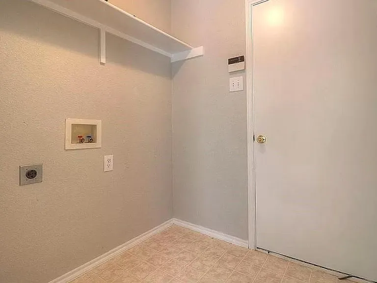 3540 Bandera Ranch Rd — Photo 5