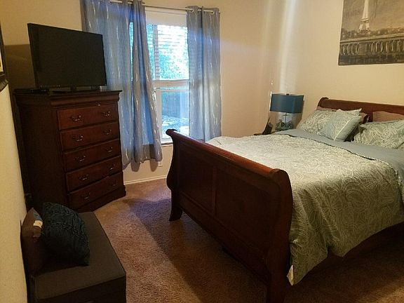 4th image of 2641 Gallant Fox Dr