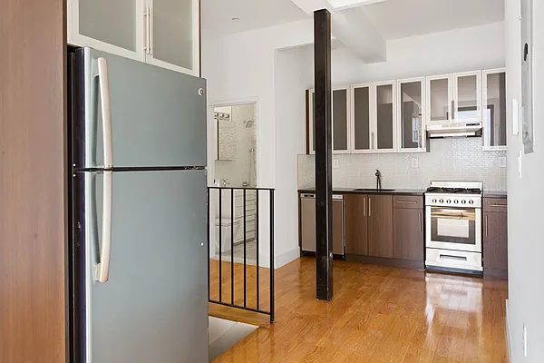 Rented by Compass | media 6