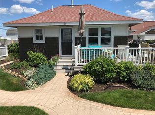 957 Matunuck Beach Rd #B, South Kingstown, RI 02879