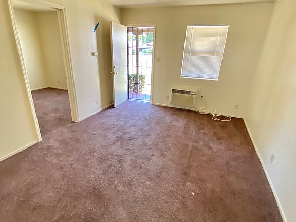 4th image of 1319 Wilson Ave APT B