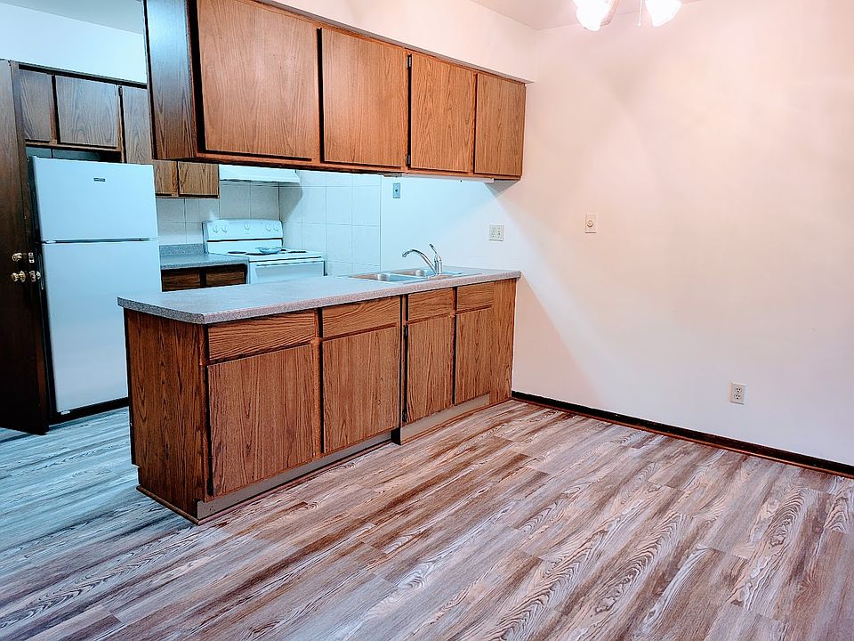 Luxury vinyl flooring