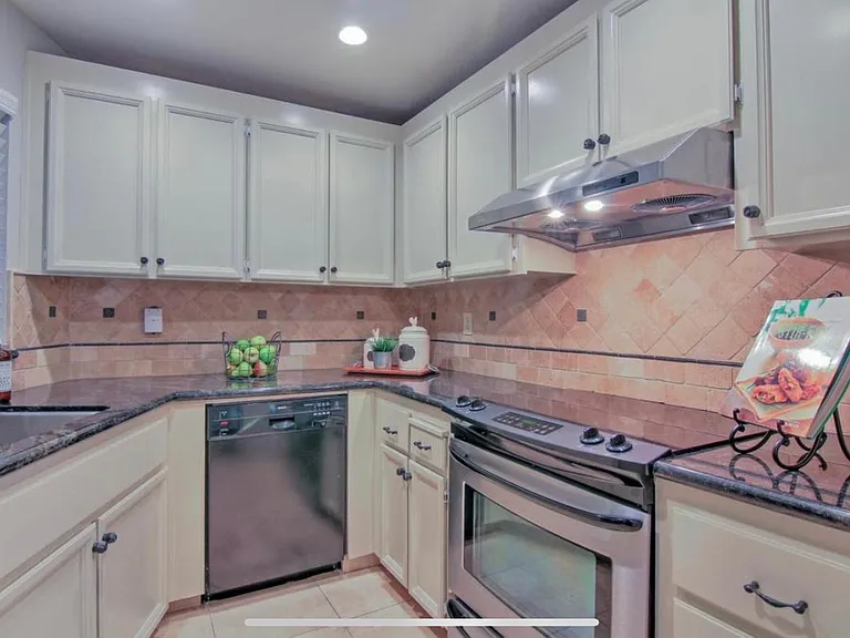 4850 Lakebird Pl — Photo 9