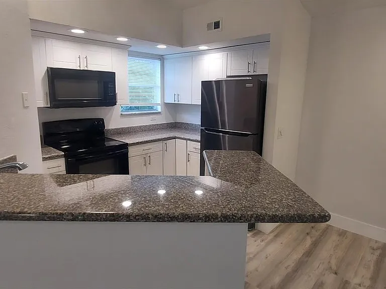 13060 Vista Isles Dr #227 — Photo 9