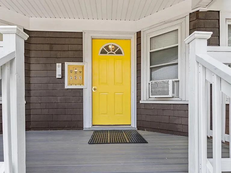 9 Bailey St #2 — Photo 18
