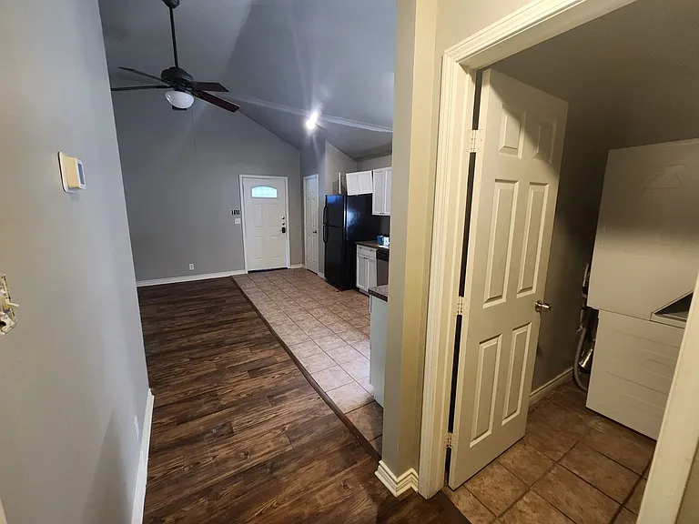 2714 Whitis Ave #C — Photo 5