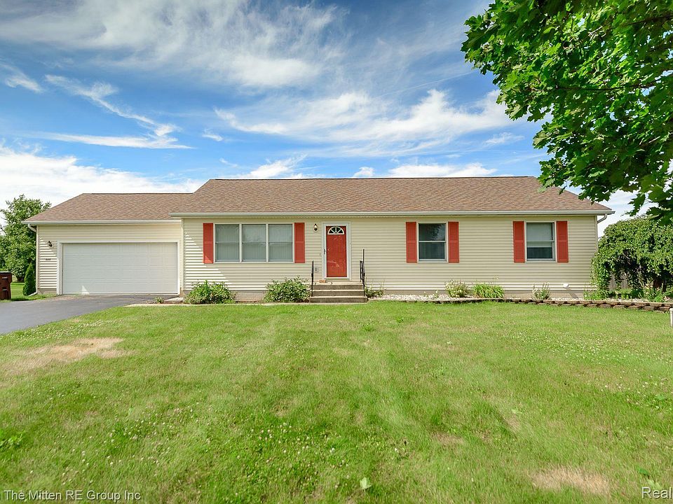 1st image of 3640 Roberts Meadows Dr N