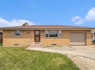 542 W 12th St, Mishawaka, IN 46544