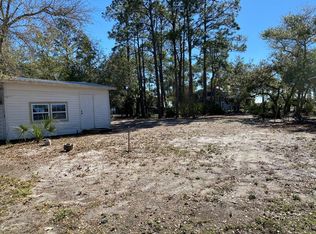 1732 Spacey Dr, Carrabelle, FL 32322