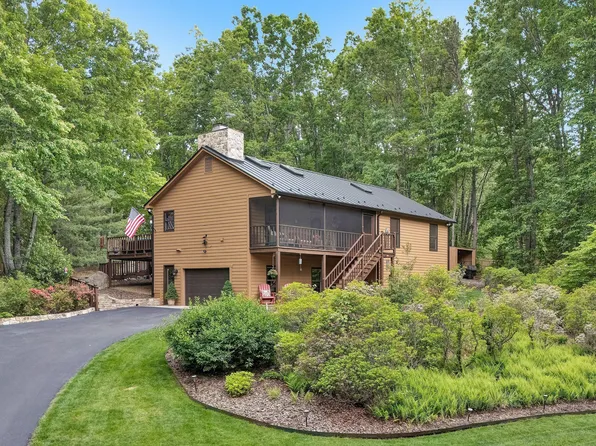 25 Timbers Cir, Hardy, VA 24101