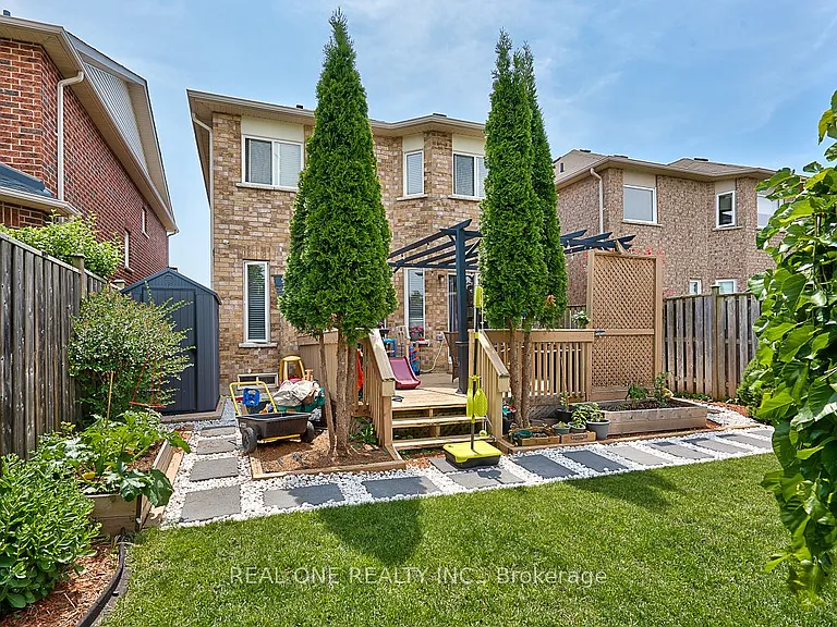 5881 Blue Spruce Ave — Photo 30