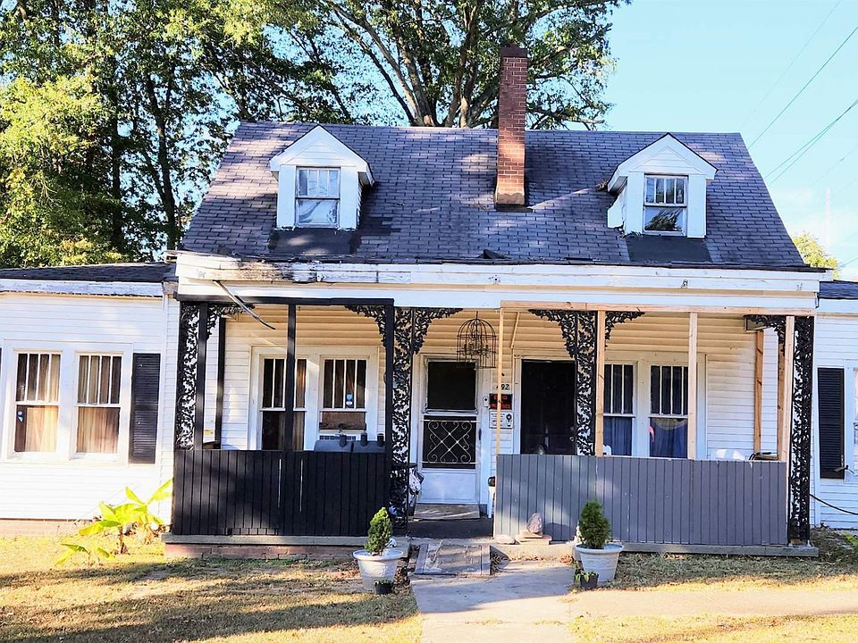 1st image of 493 E Forest Ave