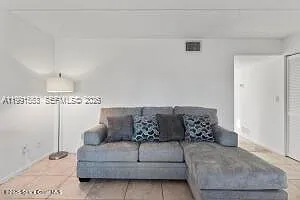 1145 N Shannon Ave #39 — Photo 9