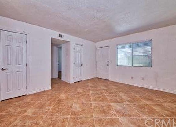 5th image of 2675 Shadow Hills Dr