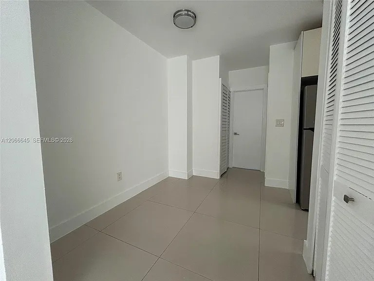 1890 NW 35th St #7 — Photo 5
