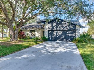 521 Ulm Rd NW, Palm Bay, FL 32907
