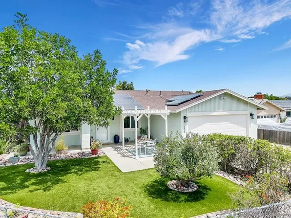 9202 Via De Amor, Santee, CA 92071