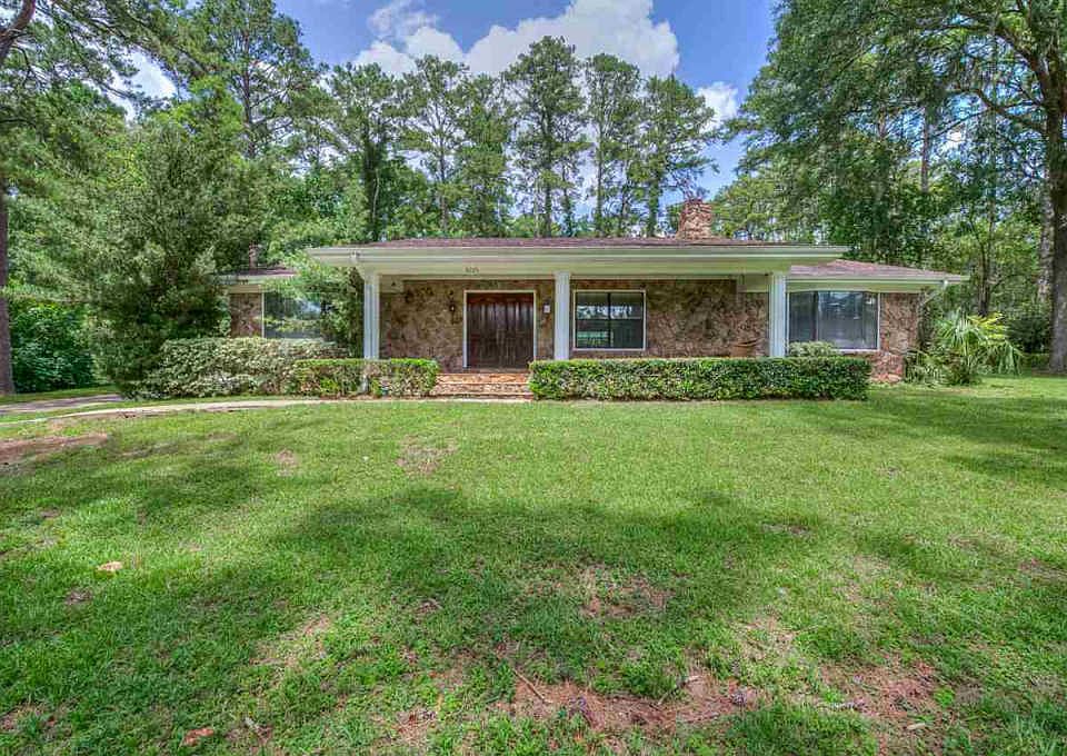 1st image of 3035 Lakeshore Dr