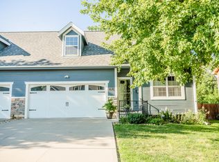 104 Linn Ct, Glenwood, IA 51534