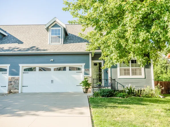 104 Linn Ct, Glenwood, IA 51534