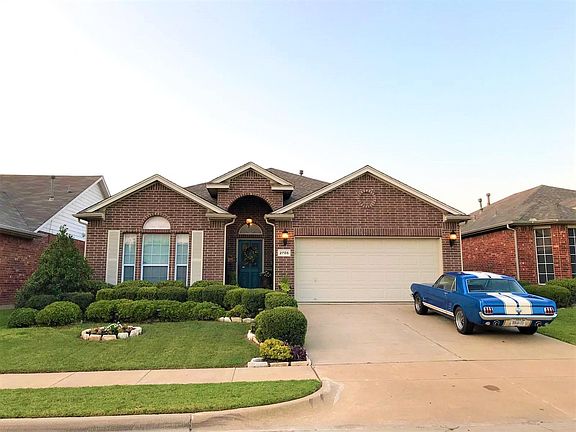 2nd image of 2705 Evening Shade Dr