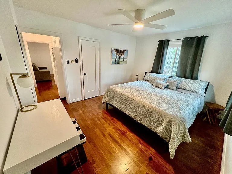 1144 N Hudson Ave #1/2 — Photo 8