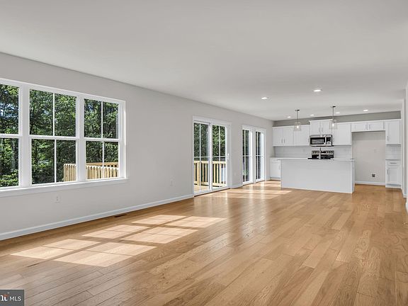 5th image of 115 Tammy Dr