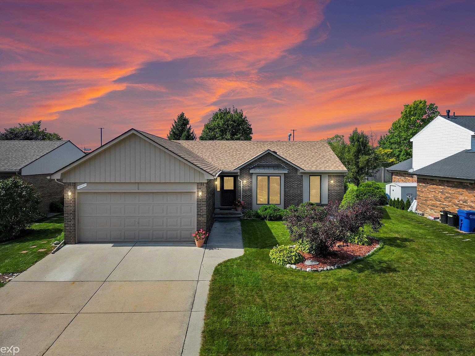 28467 Saint Louise Dr, Warren, MI 48092 Zillow