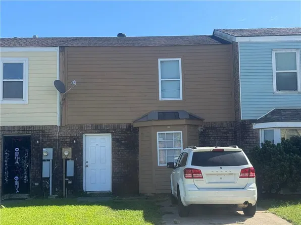5133 Lakeview Ct, New Orleans, LA 70126