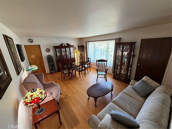 4th image of 13157 McKinley Ave