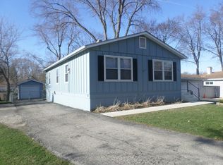 129 N Channel Dr, Round Lake Beach, IL 60073