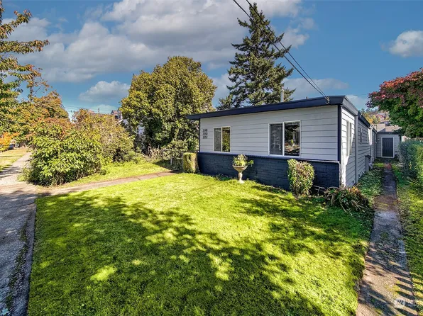 3248 -3252 62nd Avenue SW, Seattle, WA 98116