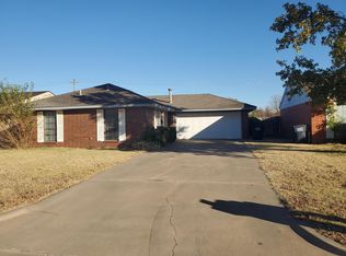 4010 Bunker Hill St, Enid, OK 73703
