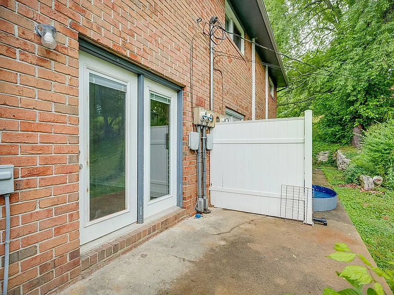 364 Fir St — Photo 18