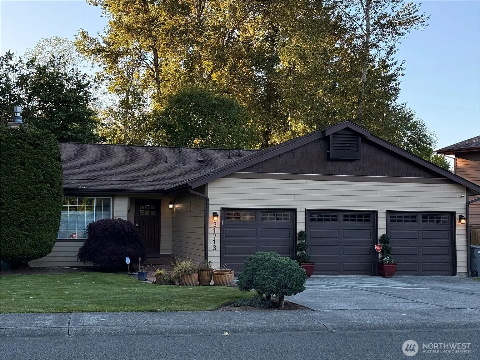 31713 14th Way SW photo 1