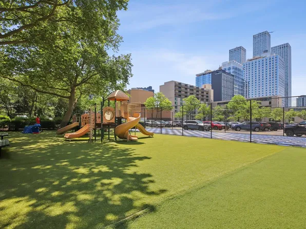 10 Huron Avenue image 35 of 37